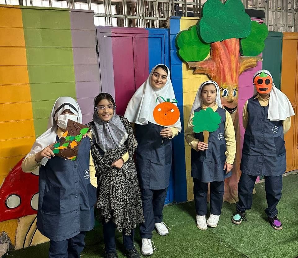 آموزش به شیوهنمایش خلاق در کلاس پنجم